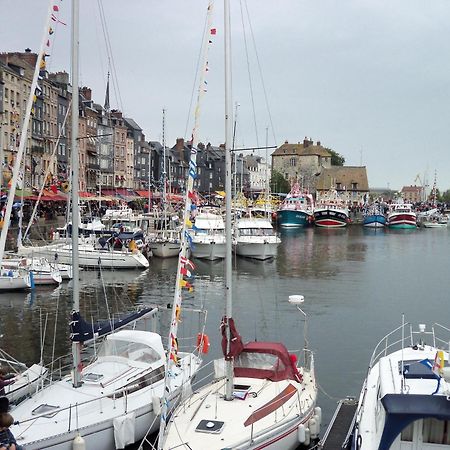 L'Ex-Voto Bed & Breakfast Honfleur Eksteriør bilde